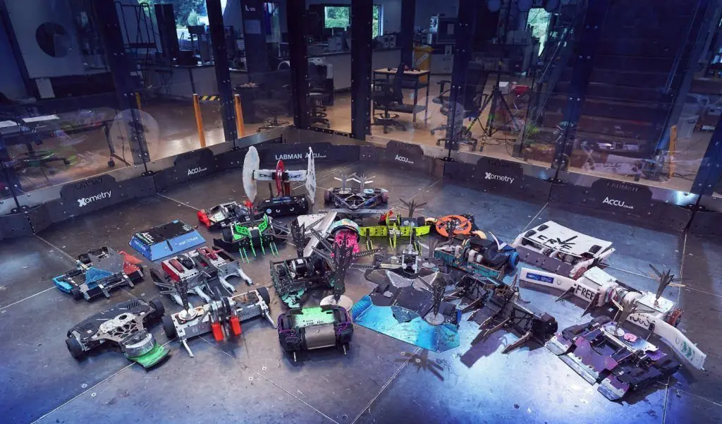 Robots desarmados en una arena